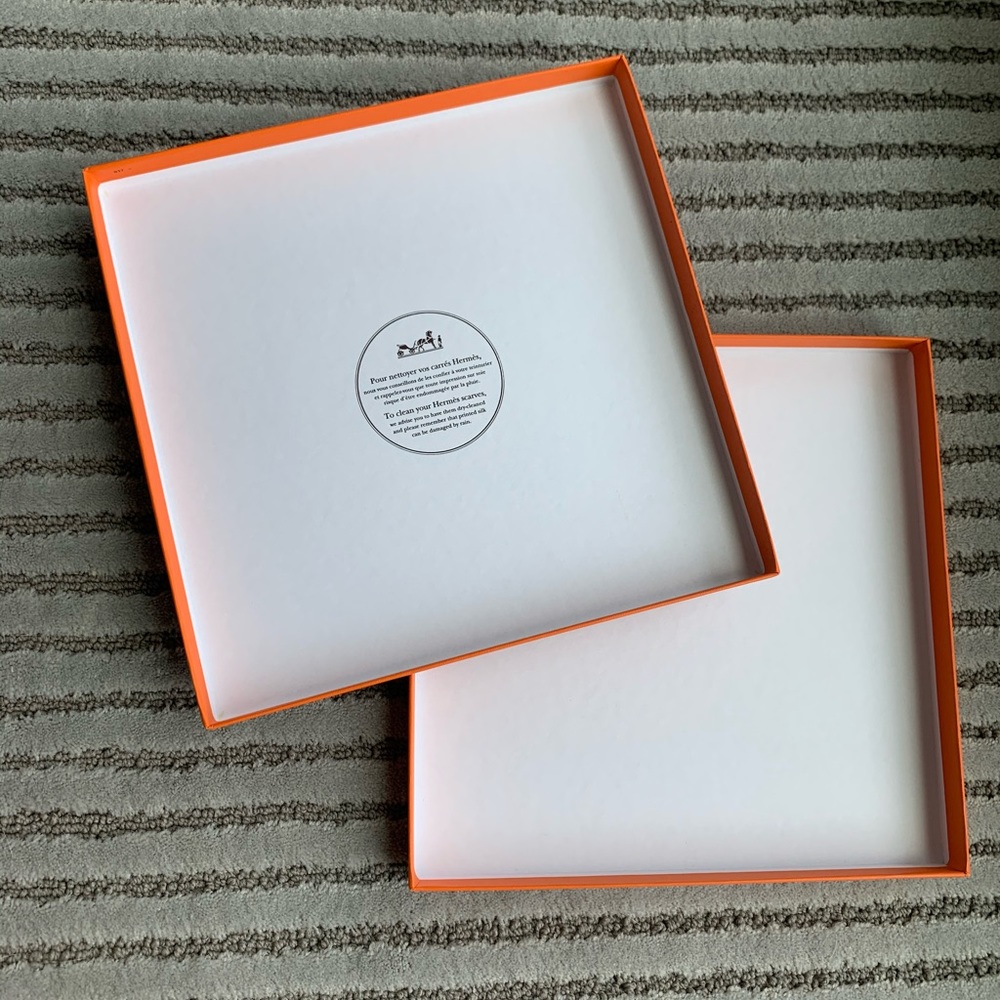 Hermès scarf box
